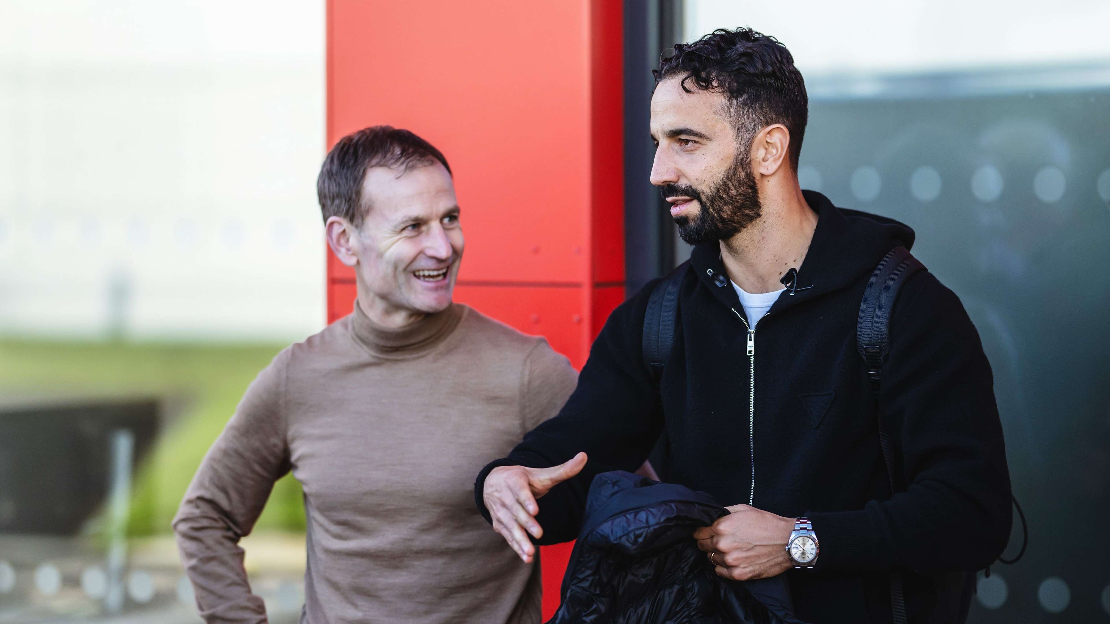 击下保持竞 击下保持竞